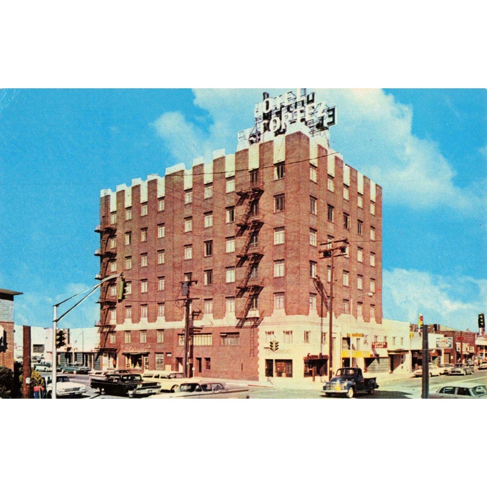 Vintage El Cortez Hotel Reno Nevada Lusterchrome Postcard Tichnor Bros K-17648 - Picture 1 of 2
